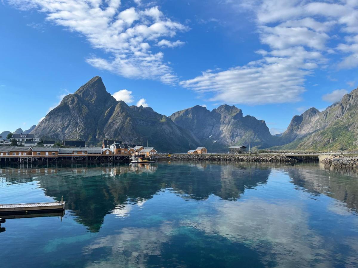 Feriehus Rostad Retro Rorbuer Reine