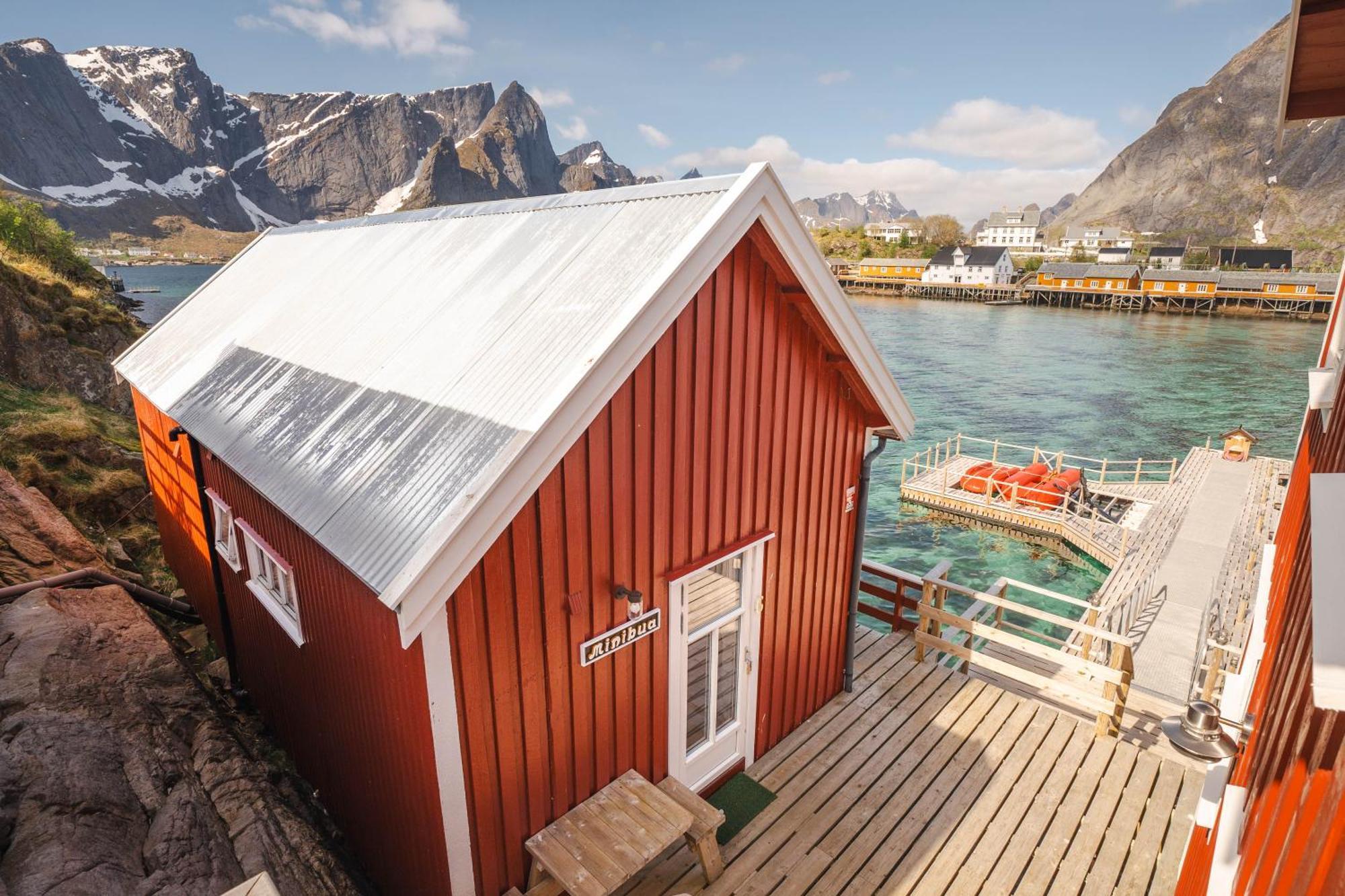 Rostad Retro Rorbuer Reine
