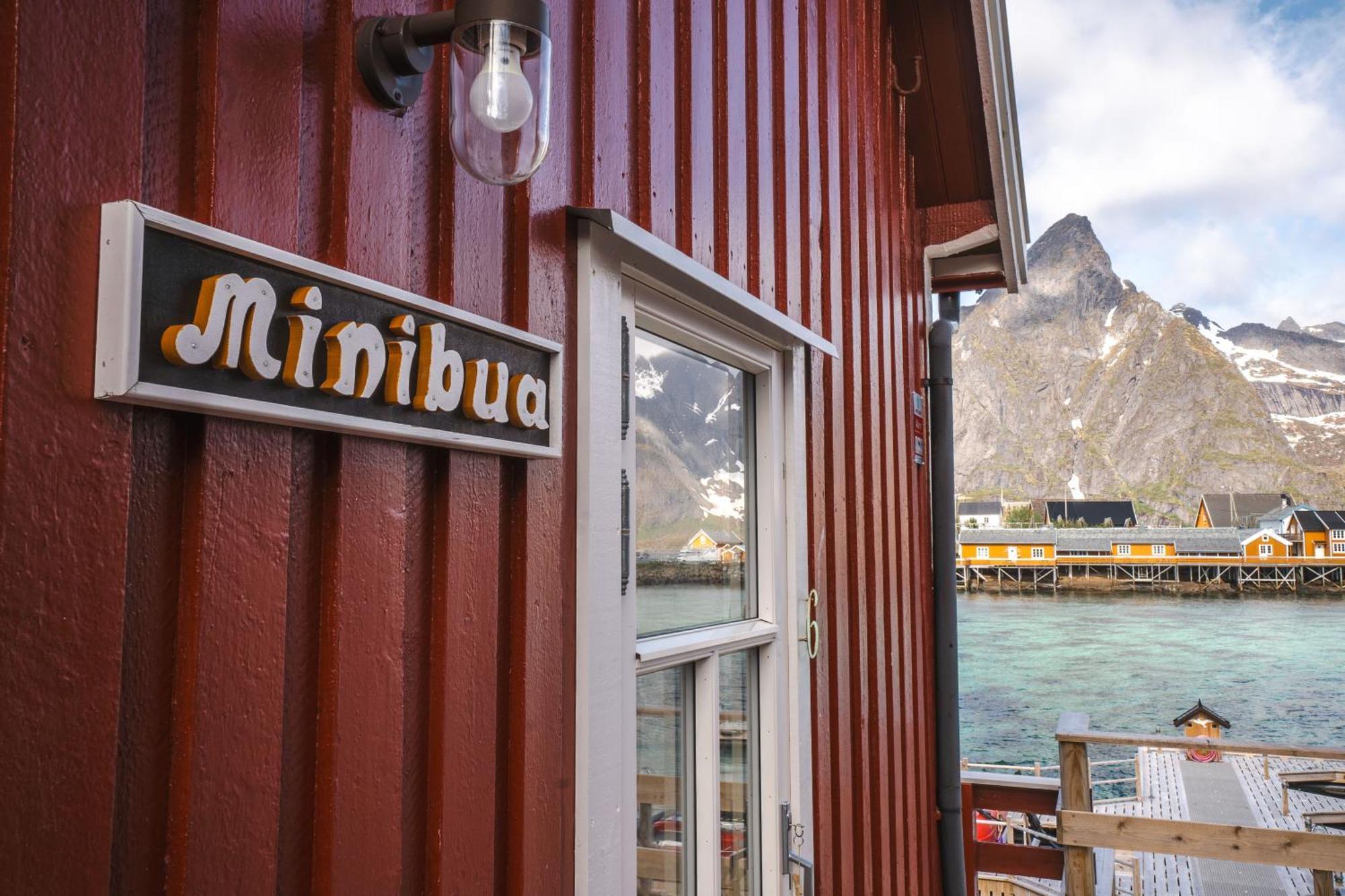 Feriehus Rostad Retro Rorbuer